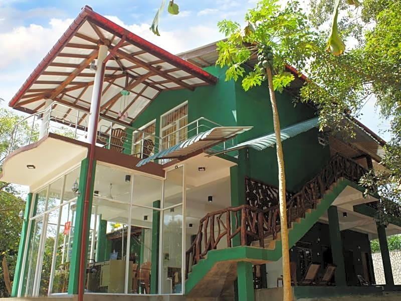 Sigiri Choona Lodge