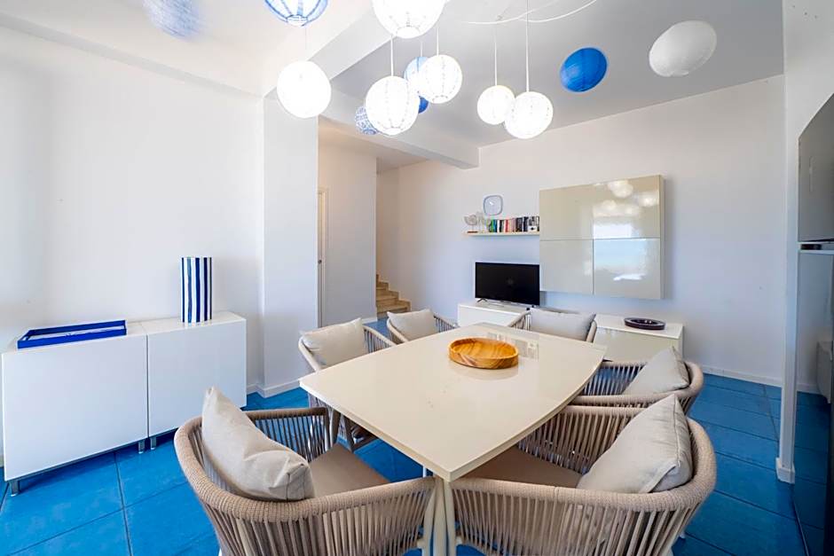 Amira Beach Villa by Le Dhome Sicily