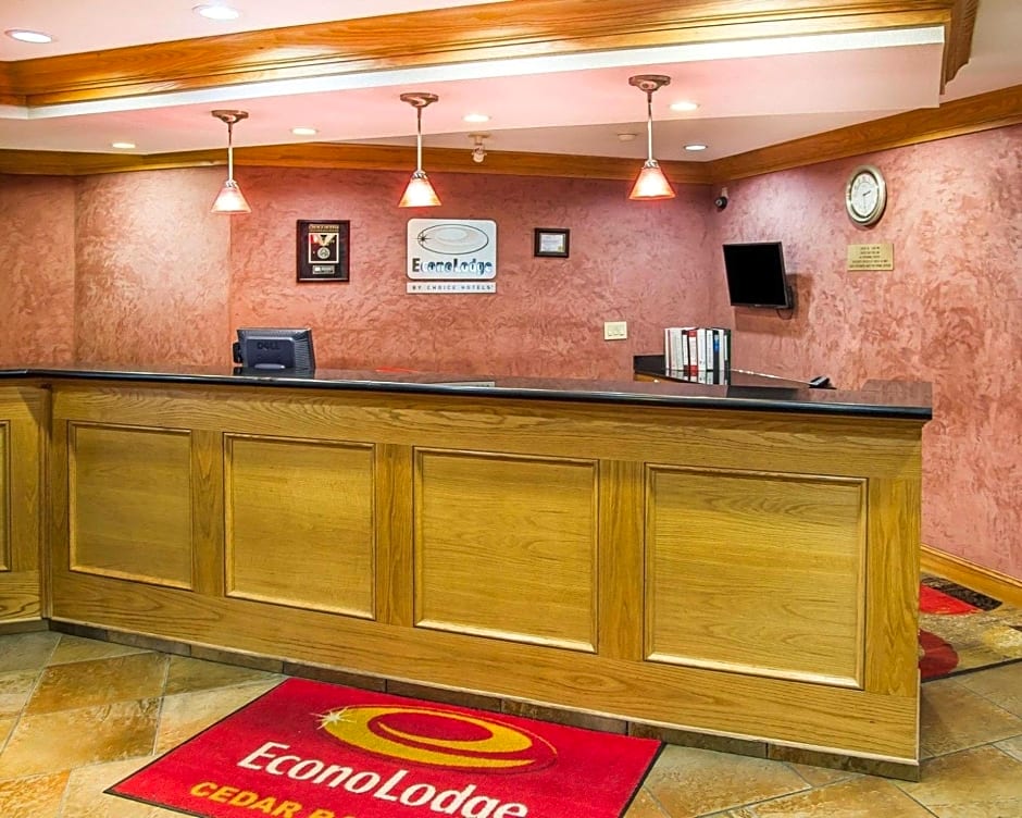 Econo Lodge Cedar Rapids South