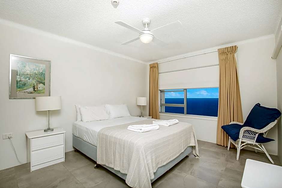 Pacific Plaza Apartments