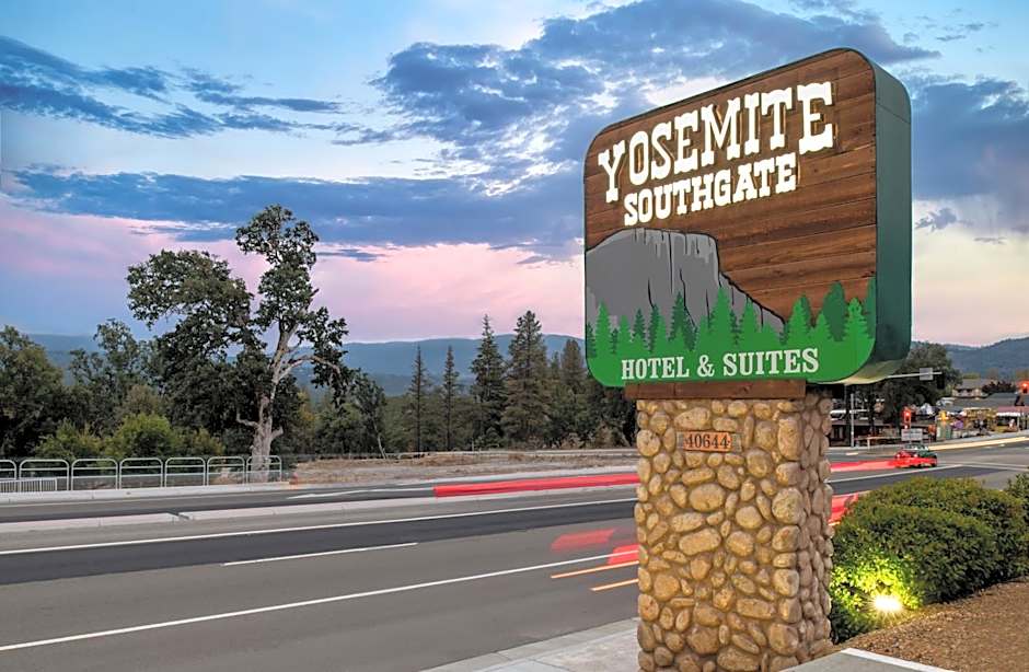 Yosemite Southgate Hotel & Suites