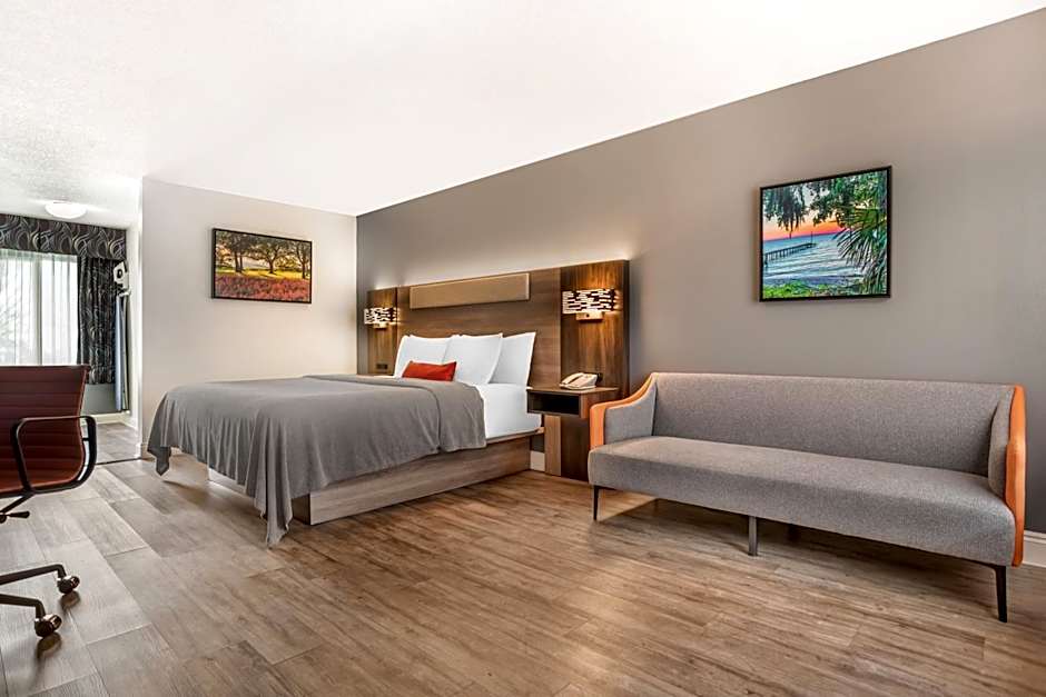 Key West Inn - Fairhope