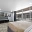 Celebration Suites At Old Town