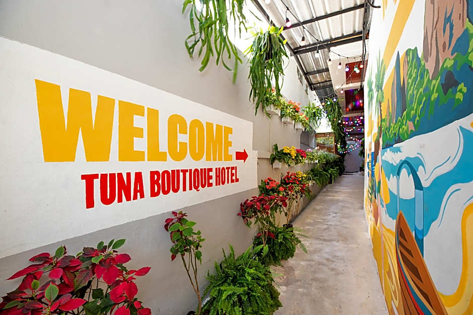 Tuna Boutique Hotel