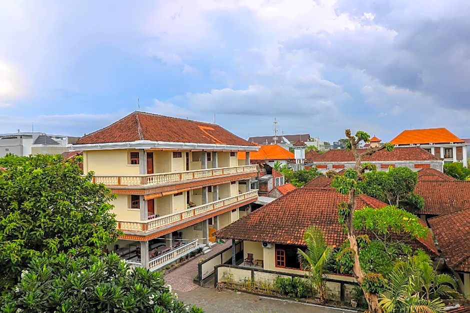 OYO 1654 Maha Bharata Kuta Inn