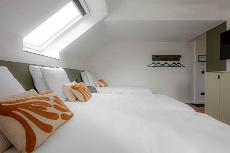 Standard Triple Studio