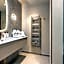 Suites FL By Sweett