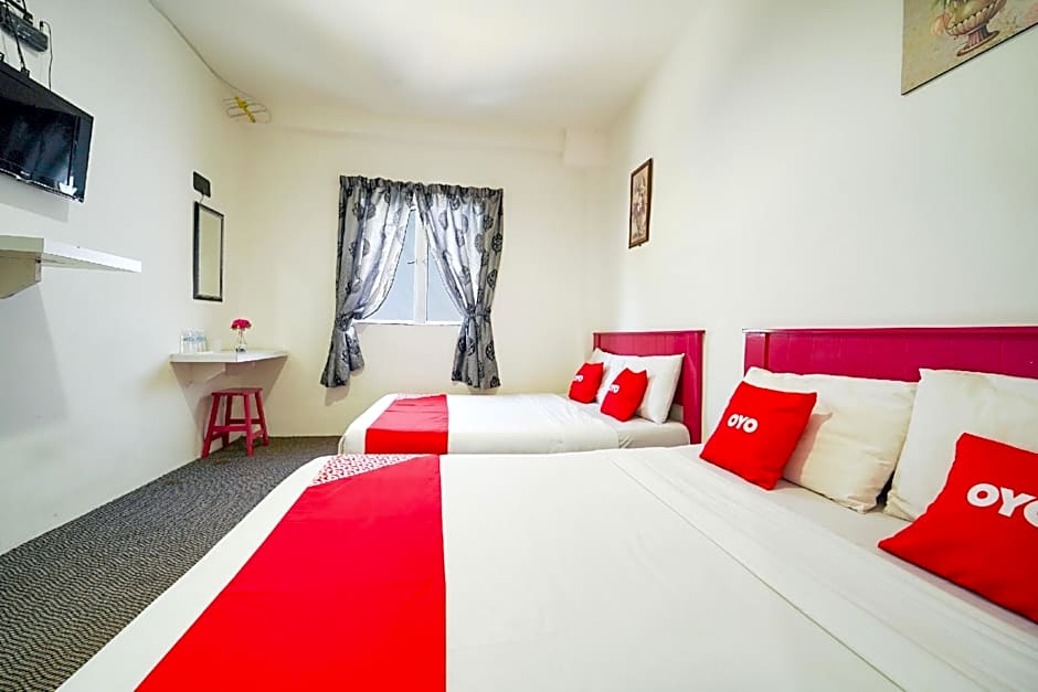 OYO 89710 Saujana CT View Hotel