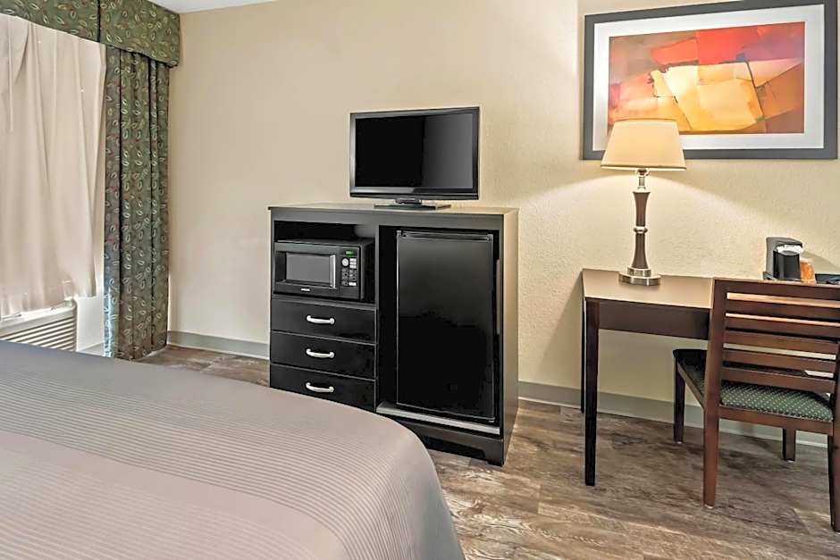 Quality Inn & Suites Granbury