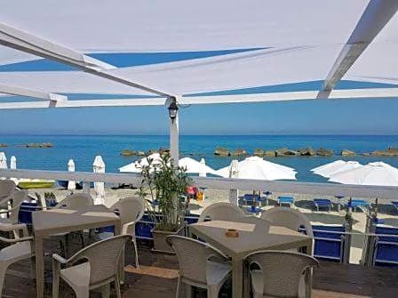 B&B Rometta Beach