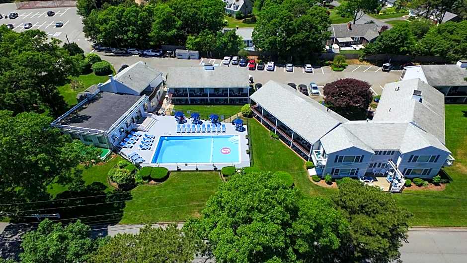 Photo 1 of 31 of Blue Rock Resort