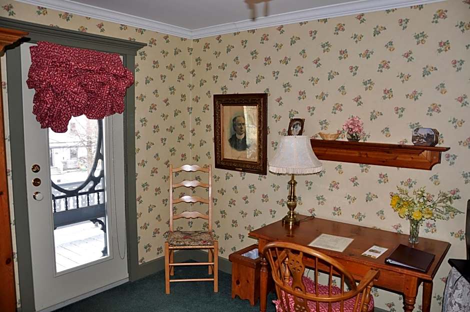 Auberge Lakeview Inn