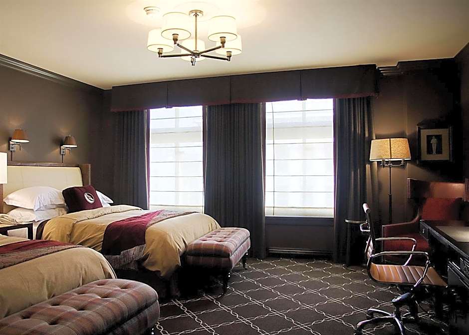 Photo 1 of 4 of Double Room