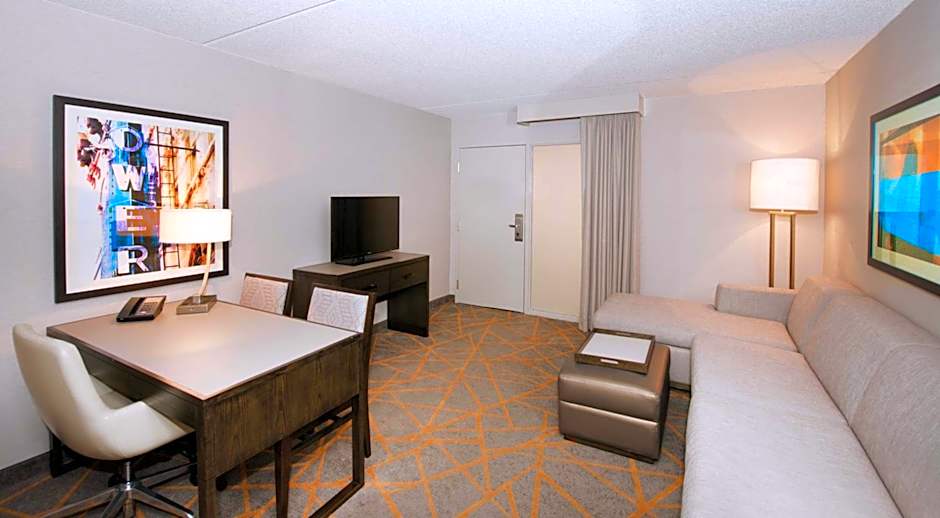Embassy Suites by Hilton Cincinnati Northeast Blue Ash