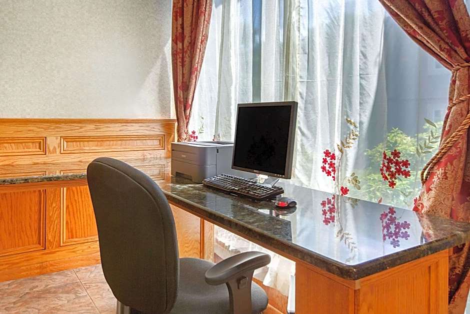 Quality Inn Ledgewood