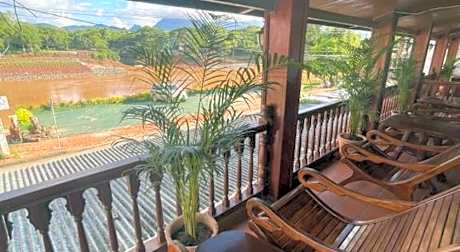 Villa Ouis NamKhan River View