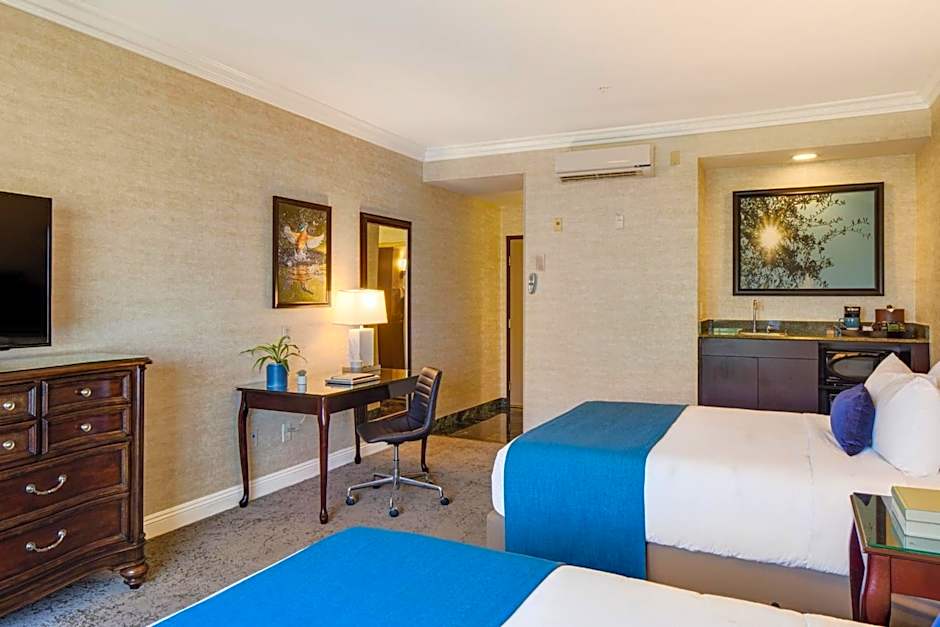 Ayres Suites Diamond Bar