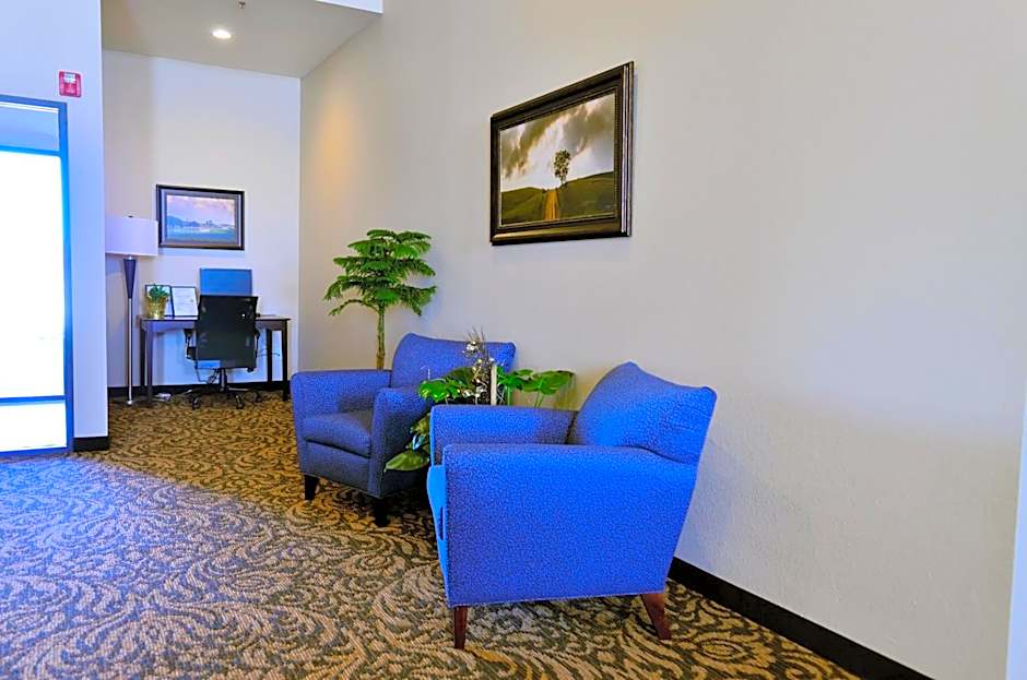 Cobblestone Inn & Suites - Holstein