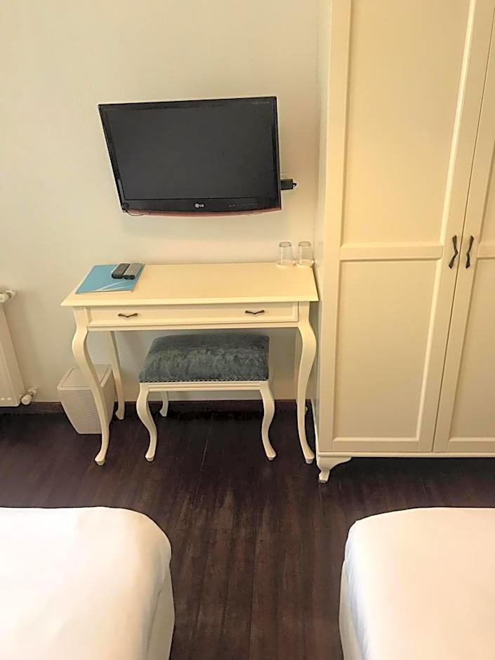 Ferahi Evler Ayvalık