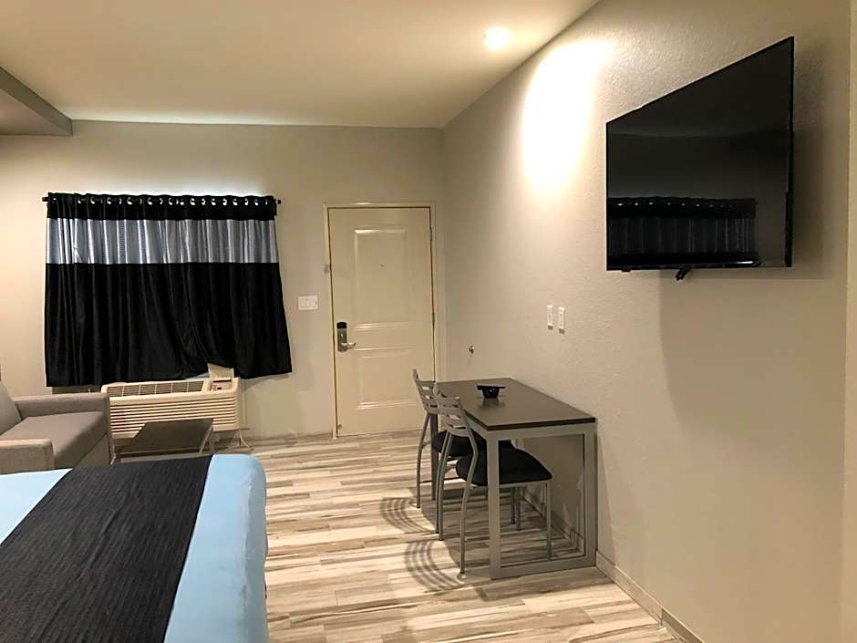 Crystal Inn Downtown