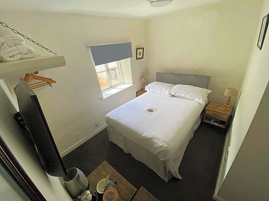 Foto 1 de 3 de Small Double Room