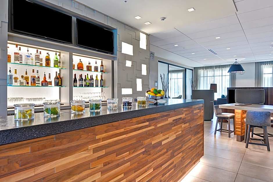 Courtyard by Marriott Jackson Madison