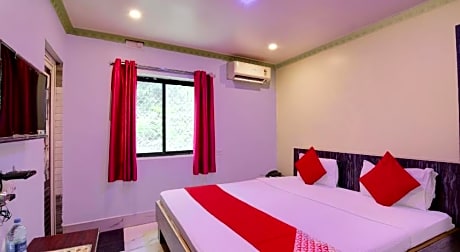 OYO Flagship HOTEL KRISHNA