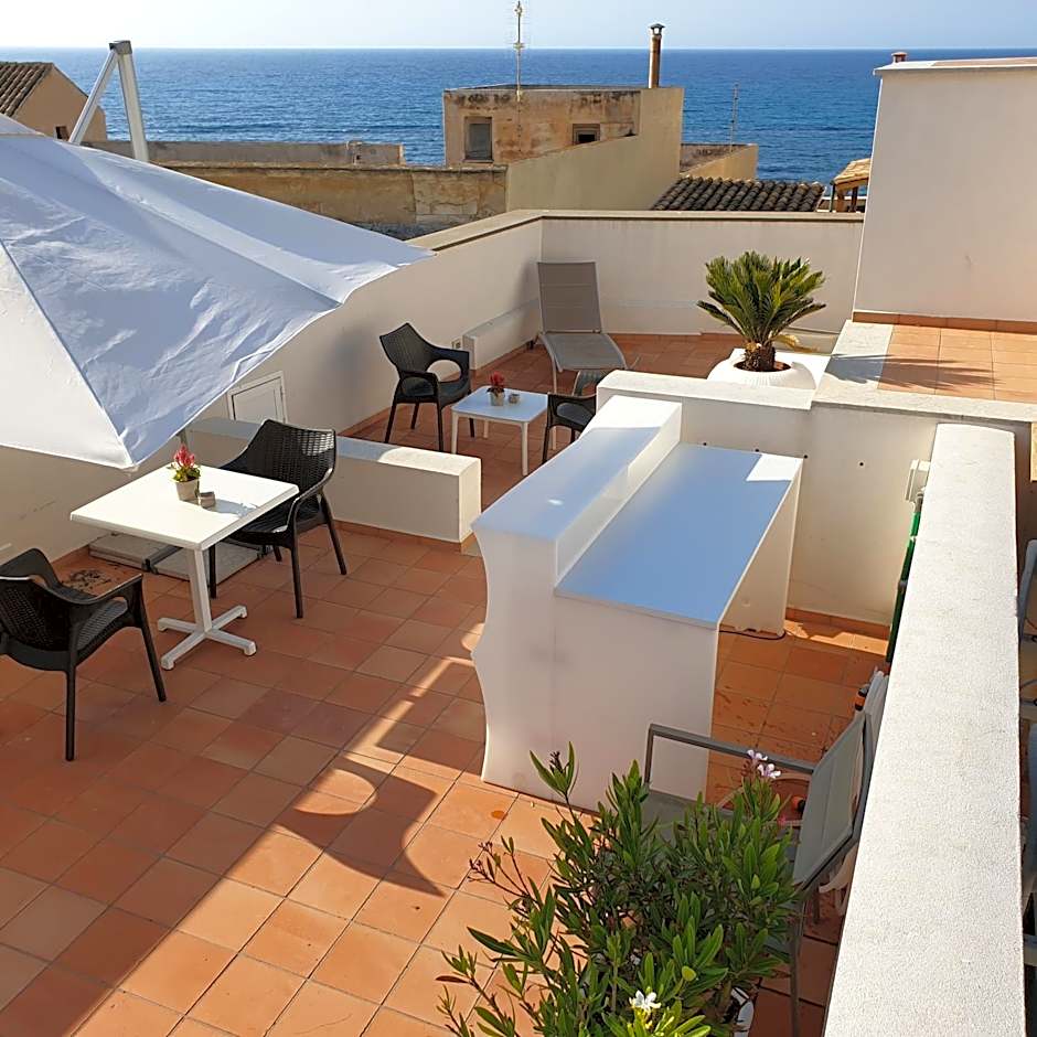 ZIBIBBO SUITES & ROOMS - Aparthotel in Centro Storico a Trapani
