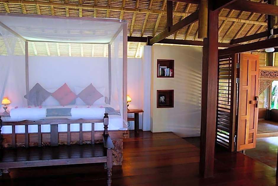 Koyao Bay Pavilions Hotel