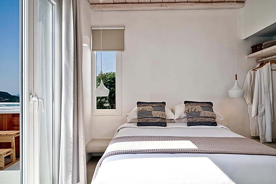 Naxian Utopia | Luxury Villas & Suites