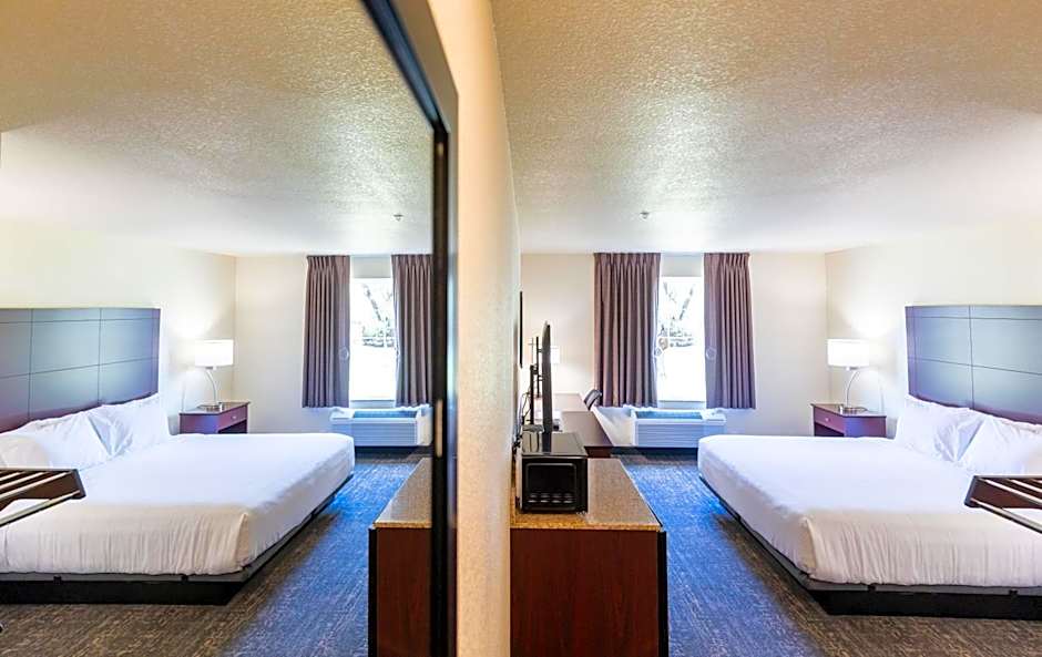 Cobblestone Inn & Suites - Winters