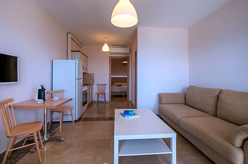 Krouzeri Beach Apartments