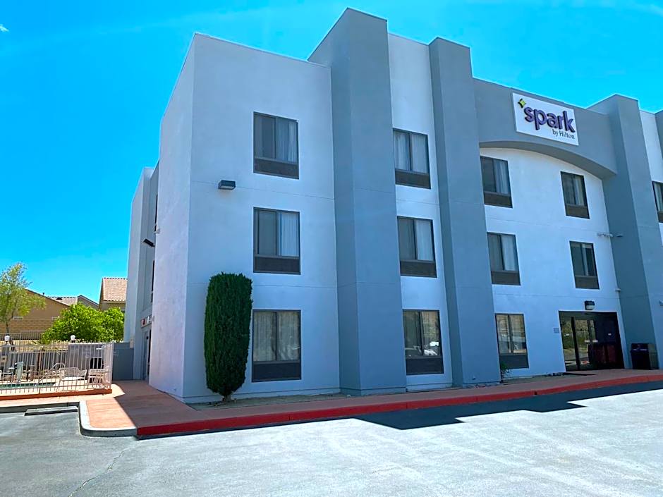 Spark by Hilton Yucca Valley Joshua Tree