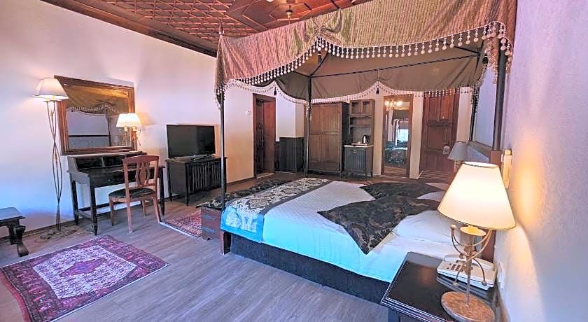 Otantik Hotel Club & Spa