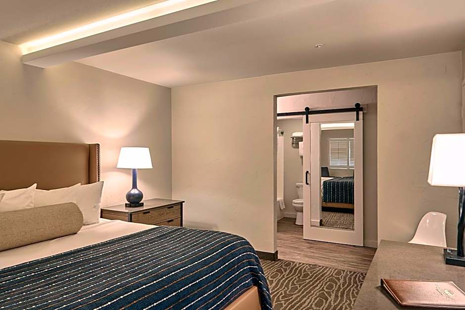 Fredericksburg Inn And Suites