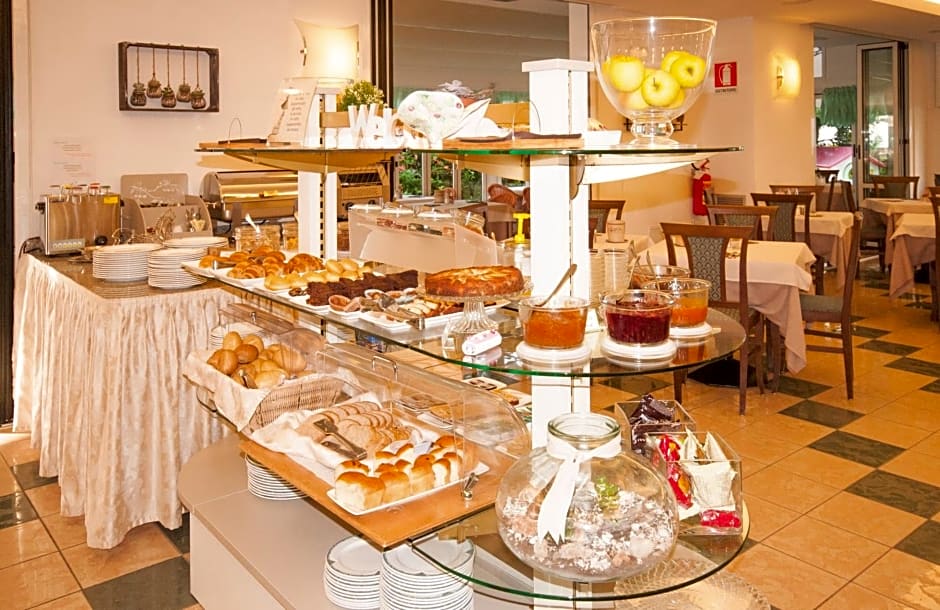 Hotel Crystal