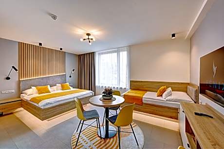 Triple Room with Spa Bath