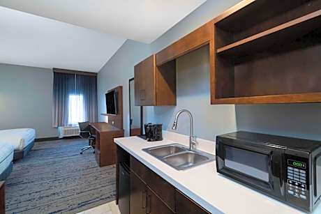 2 Queen Bed, Efficiency Room, Non-Smoking