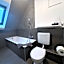 Boutique Hotel Q8 By Simplex