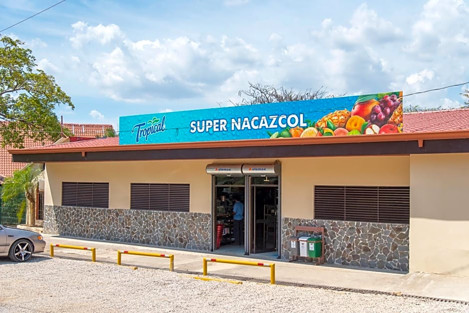 Nacazcol - Playas del Coco