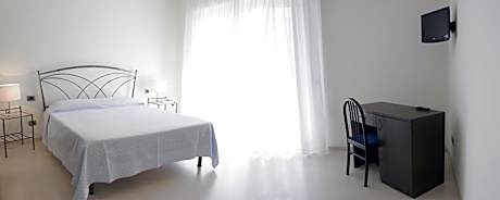 Double Room - Beach Package