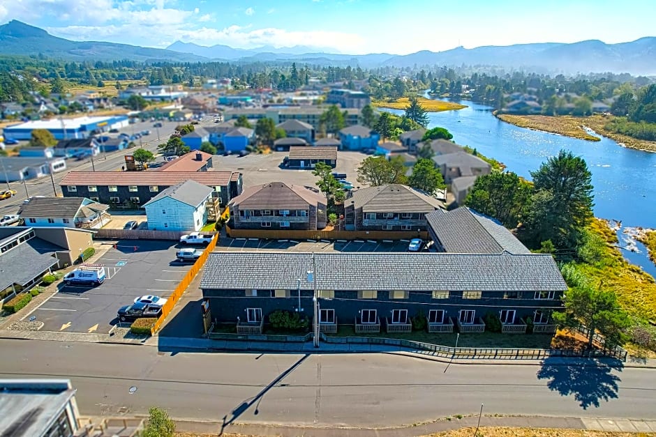 Coast River Inn by OYO Seaside