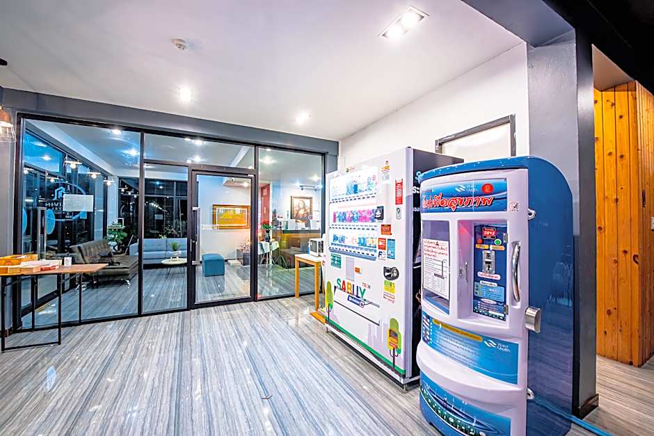 The living Hotel Samutprakan