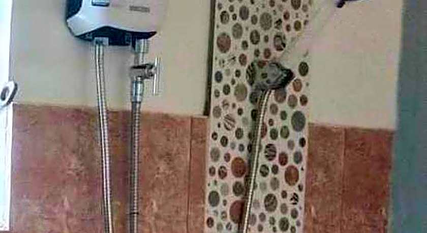 DESTINY's PLACE HOTEL CHEAPEST! COLDEST! MAGANDA! MALINIS! NEAR ROBINSONS XENTRO MALL