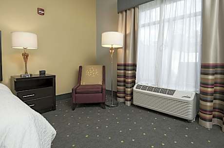 1Kg Mobility/Hearing Access Ri Shwr Studio Ns