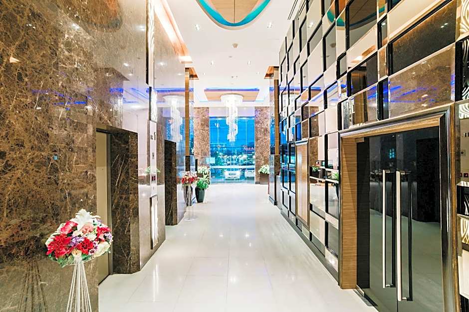 Lumen Bangkok Srinakarin