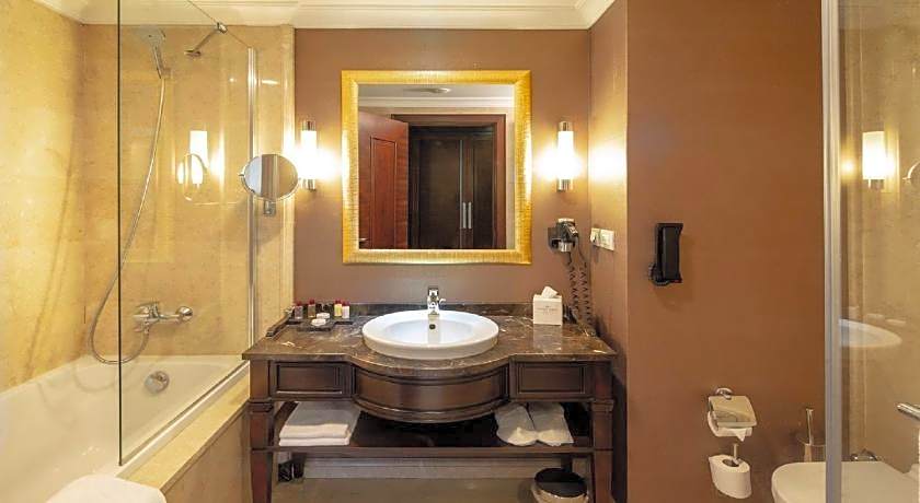 Crowne Plaza Istanbul Asia By IHG