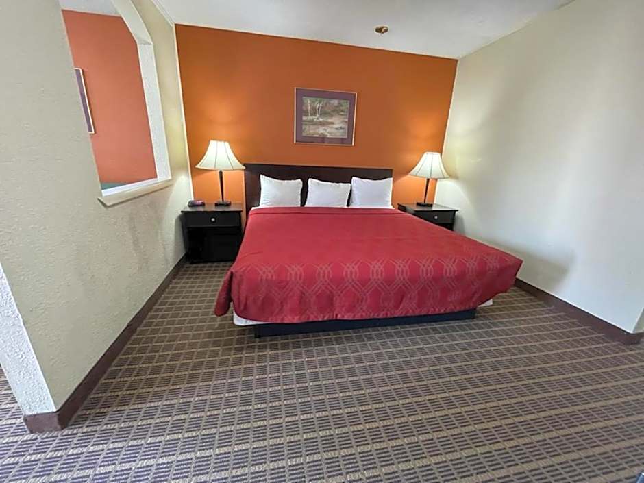 Knights Inn & Suites Emporia