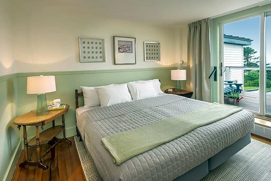 The Craignair Inn & Causeway Restaurant