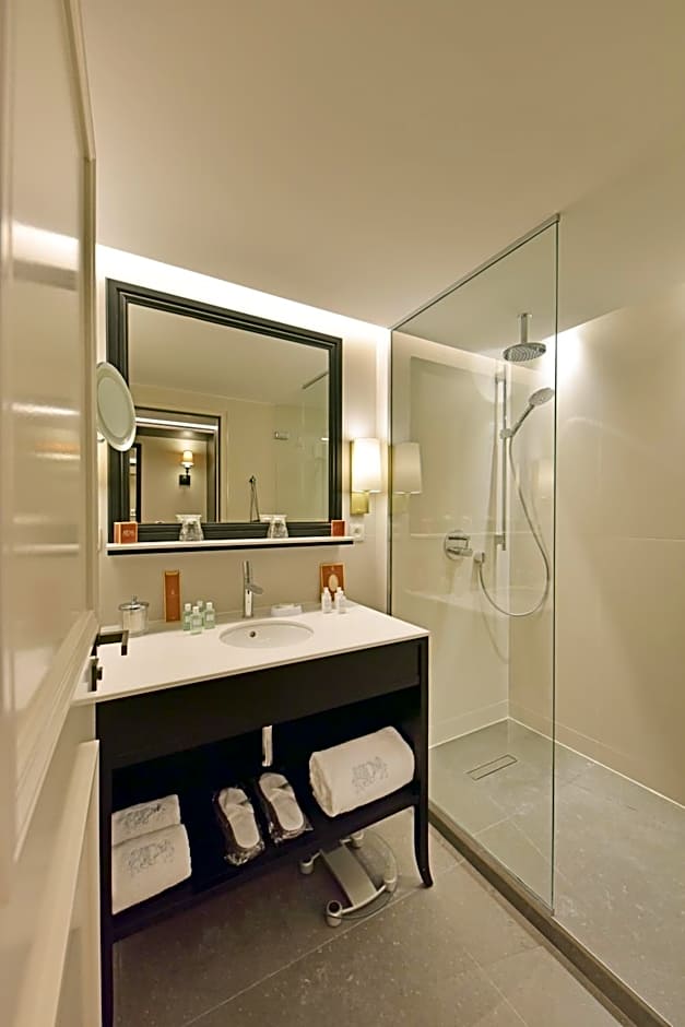 Château Saint-Jean, Relais & Châteaux